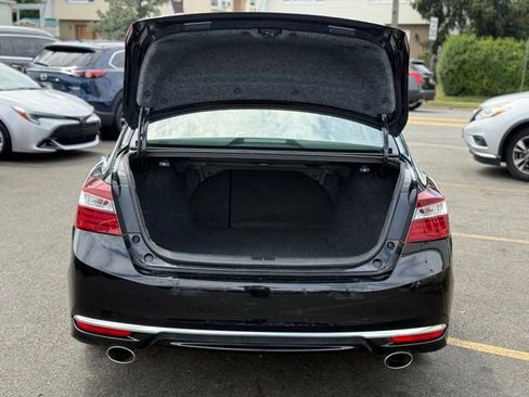 Used 2017 Honda Accord EX-L image 9