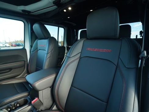 New 2026 Jeep Gladiator Rubicon image 32