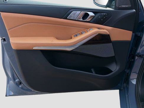 Used 2026 BMW X7 xDrive40i image 23