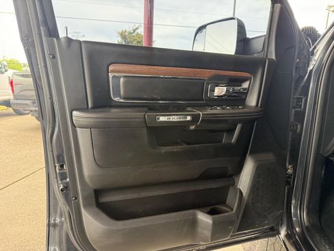 Used 2015 RAM 3500 Laramie AWD/4WD image 9
