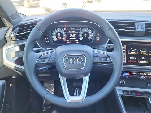Certified 2025 Audi Q3 2.0T Premium w/ Convenience Package image 14