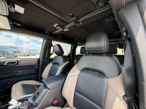 Used 2024 Ford Bronco Wildtrak AWD/4WD image 12