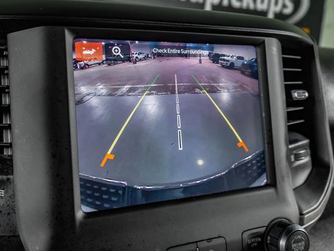 Used 2022 RAM 2500 Tradesman w/ Chrome Appearance Group image 21