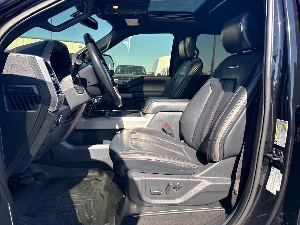 Used 2022 Ford F450 Platinum w/ Camper Package AWD/4WD image 9