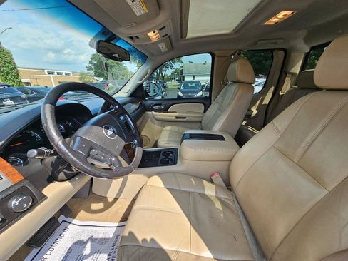 Used 2008 Chevrolet Silverado 1500 LTZ w/ Suspension Package, Off-Road AWD/4WD image 19