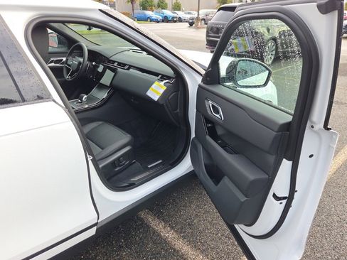 New 2026 Land Rover Range Rover Velar S image 19