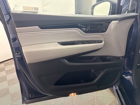 Used 2024 Honda Odyssey Elite image 15