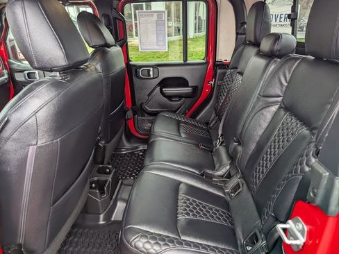 Used 2021 Jeep Gladiator Sport AWD/4WD image 18