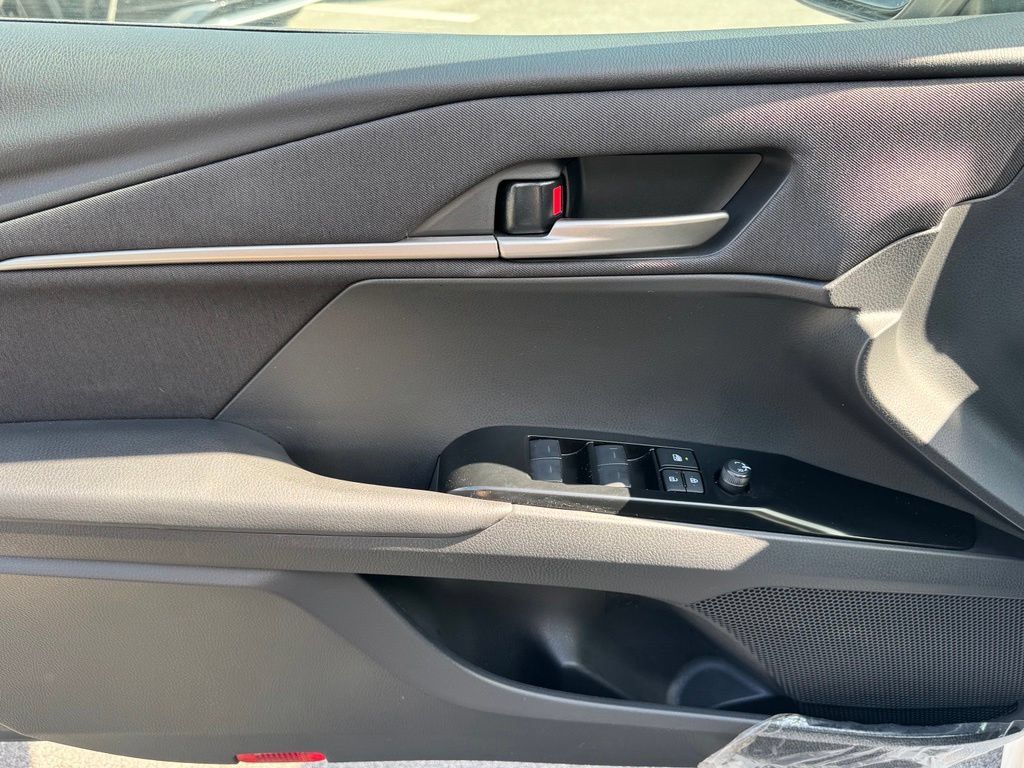 Used 2026 Toyota Camry LE FWD image 18