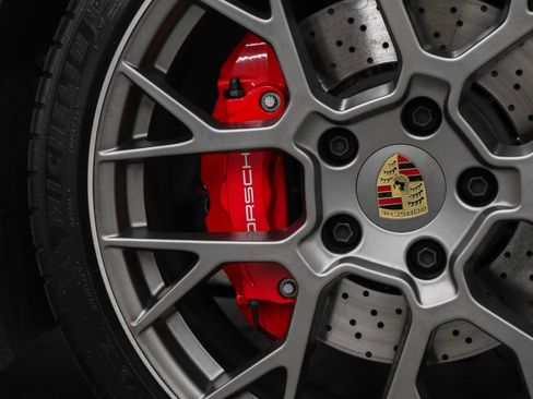 Used 2023 Porsche 911 Targa 4S image 18