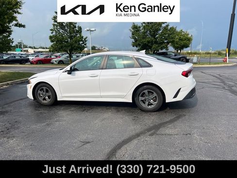 Certified 2022 Kia K5 LX FWD image 8