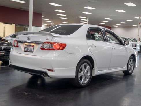 Used 2013 Toyota Corolla S FWD image 6