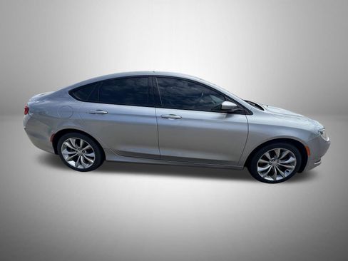 Used 2015 Chrysler 200 S w/ Navigation & Sound Group I AWD/4WD image 3
