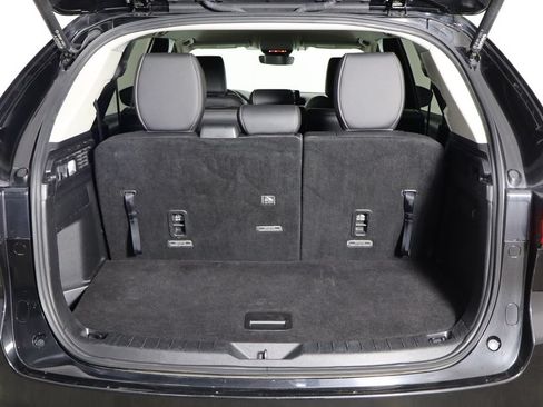 Used 2025 MAZDA CX-90 3.3 Turbo w/ Select Package AWD/4WD image 18