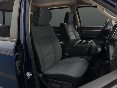 Used 2019 RAM 1500 Big Horn AWD/4WD image 24