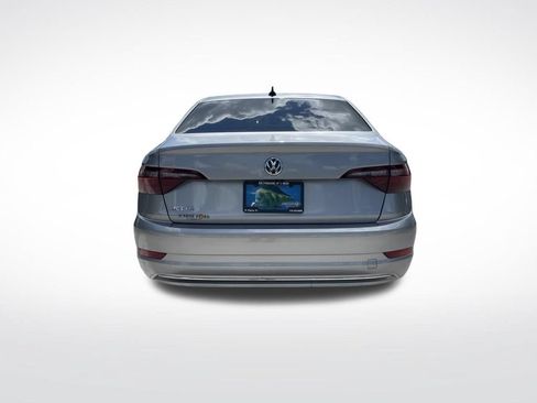 Used 2021 Volkswagen Jetta SE w/ SE Cold Weather Package FWD image 7
