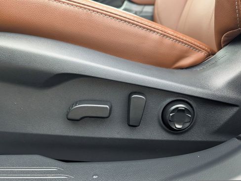 Certified 2025 Subaru Outback Touring image 20