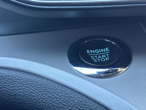 Certified 2022 Ford Explorer XLT w/ Equipment Group 202A image 23