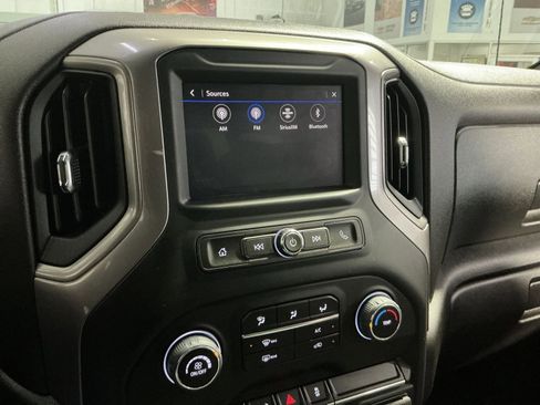 Used 2022 Chevrolet Silverado 1500 Custom AWD/4WD image 19
