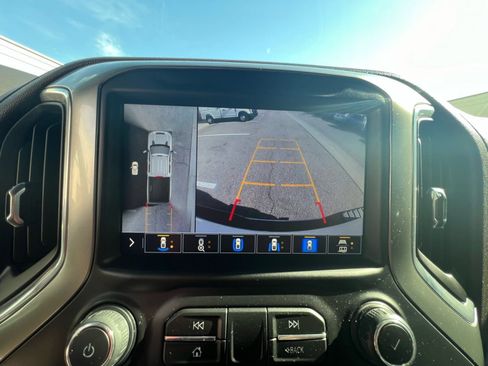 Used 2020 Chevrolet Silverado 2500 LTZ w/ Technology Package AWD/4WD image 28