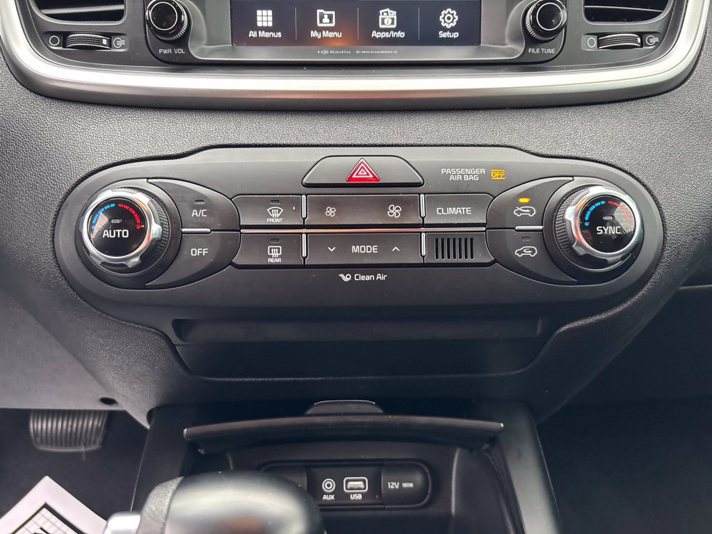 Used 2018 Kia Sorento AWD image 19