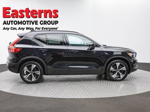 Used 2022 Volvo XC40 P8 Recharge Plus AWD/4WD image 4