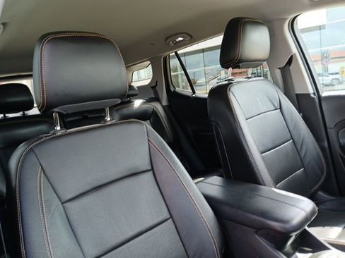 Used 2019 GMC Terrain SLT w/ Preferred Package image 17