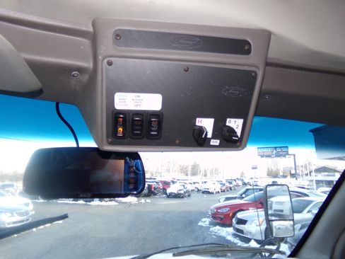 Used 2019 Ford E-450 and Econoline 450 Super Duty w/ Shuttle Bus Prep Package image 75