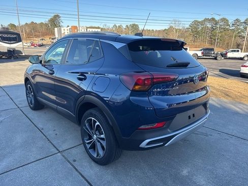 Used 2023 Buick Encore GX Select image 5
