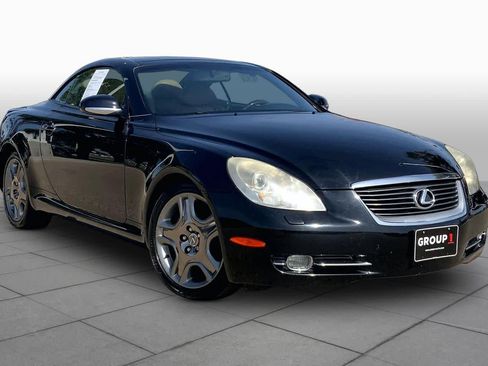 Used 2007 Lexus SC 430 Convertible RWD image 2
