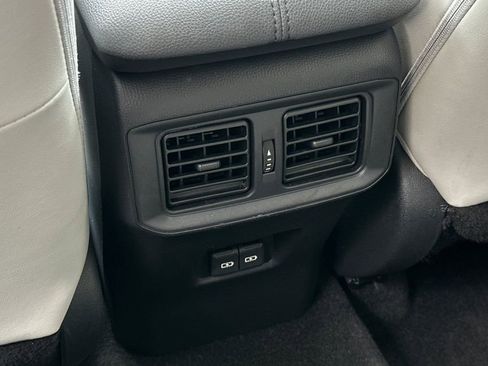 Used 2023 Toyota RAV4 XLE Premium FWD image 14