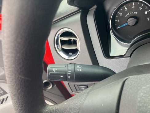 Used 2014 Ford F150 XLT w/ Trailer Tow Package image 30