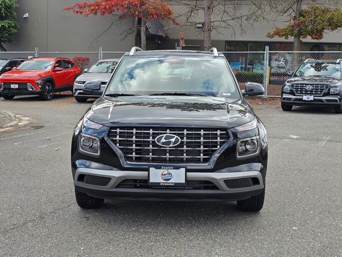 Used 2026 Hyundai Venue SEL image 2