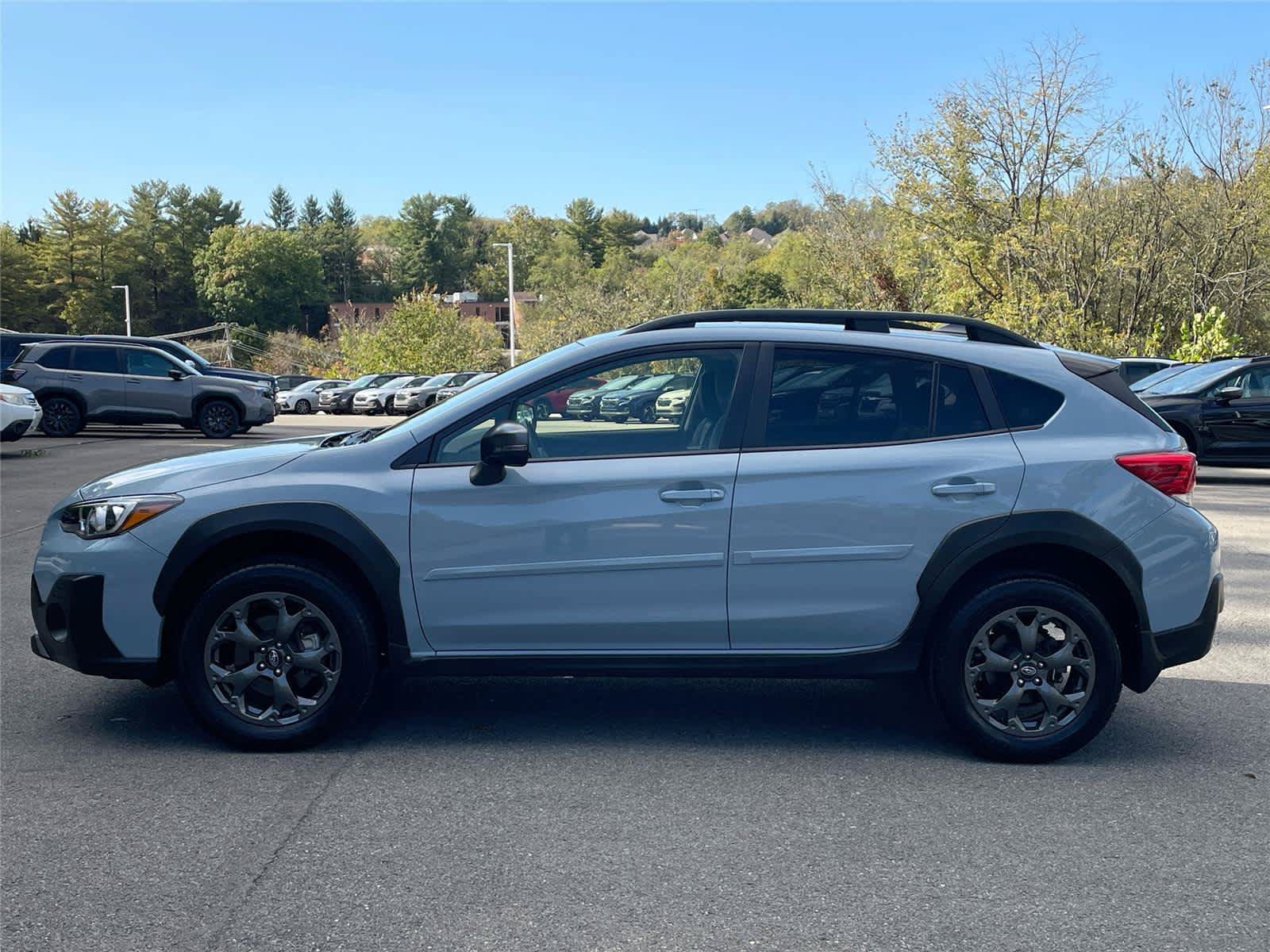 Used 2022 Subaru Crosstrek 2.5i Sport w/ Moonroof Package AWD/4WD image 2