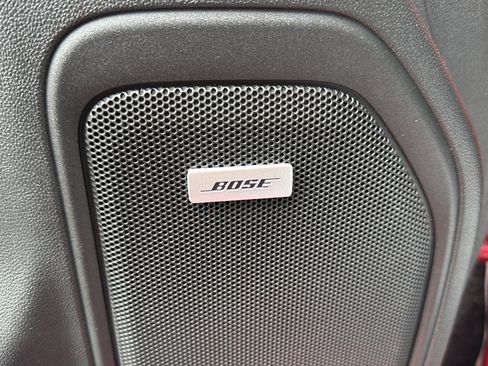 Used 2021 GMC Sierra 1500 AT4 w/ AT4 Premium Package AWD/4WD image 12