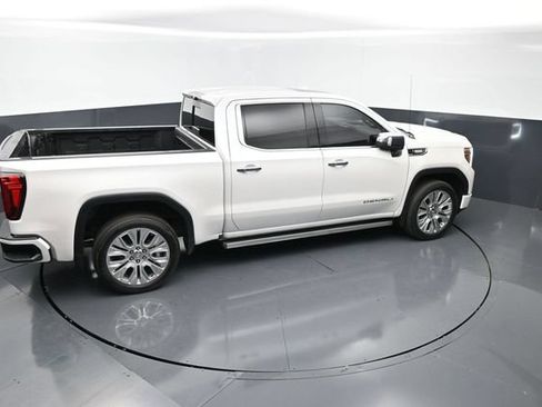 Used 2021 GMC Sierra 1500 Denali w/ Denali Ultimate Package AWD/4WD image 21