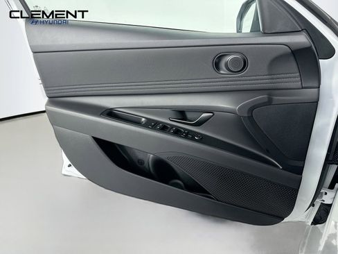 New 2026 Hyundai Elantra Sport FWD image 22