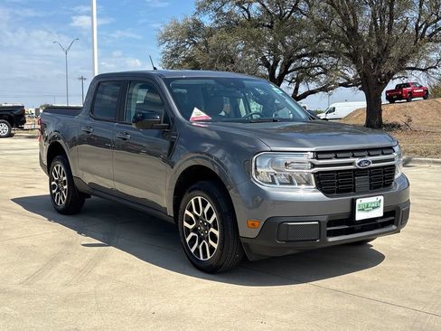 Used 2024 Ford Maverick Lariat image 5