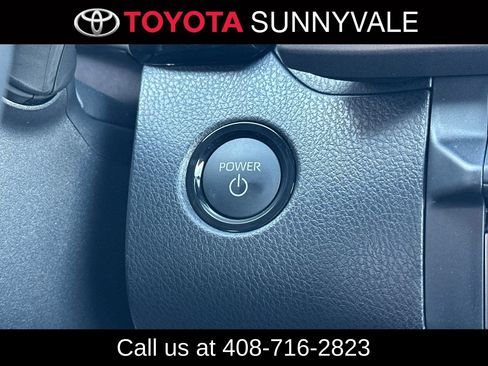 Used 2026 Toyota Camry XLE FWD image 25