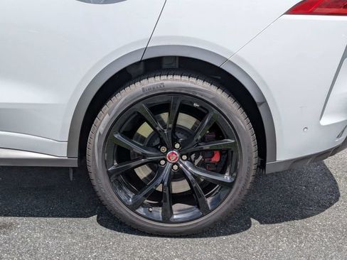 Used 2020 Jaguar F-PACE SVR AWD/4WD image 10