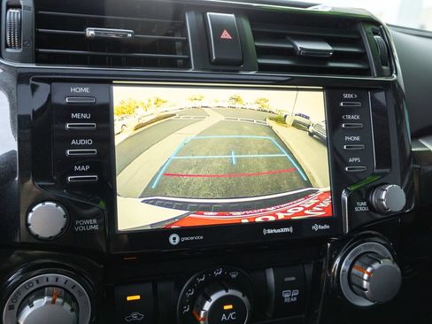 Used 2024 Toyota 4Runner TRD Off-Road Premium w/ Moonroof Package AWD/4WD image 19