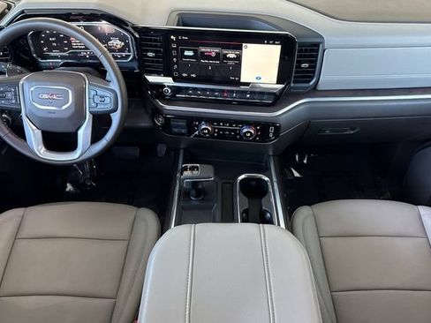 Used 2025 GMC Sierra 1500 SLT w/ SLT Premium Plus Package AWD/4WD image 15