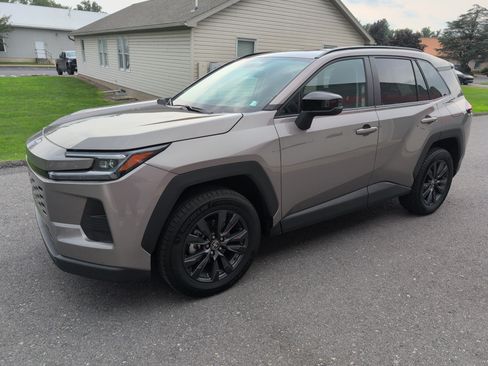 Used 2026 Toyota RAV4 XLE Premium AWD/4WD image 8