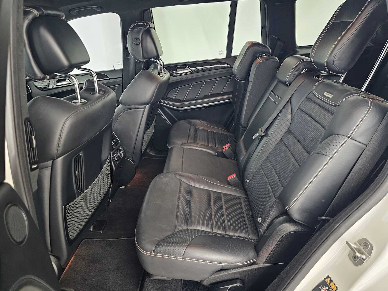 Used 2015 Mercedes-Benz GL 63 AMG 4MATIC image 18