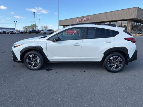 Certified 2025 Subaru Crosstrek 2.0i Premium image 2