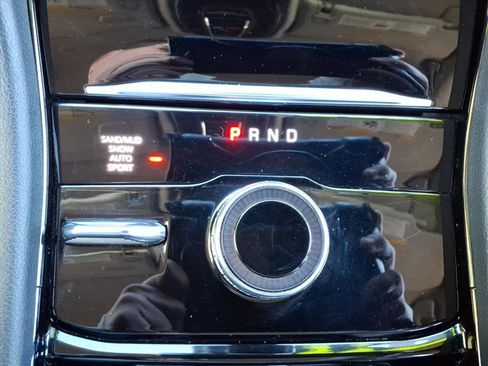 Used 2023 Jeep Grand Cherokee Limited w/ Black Appearance Package image 23