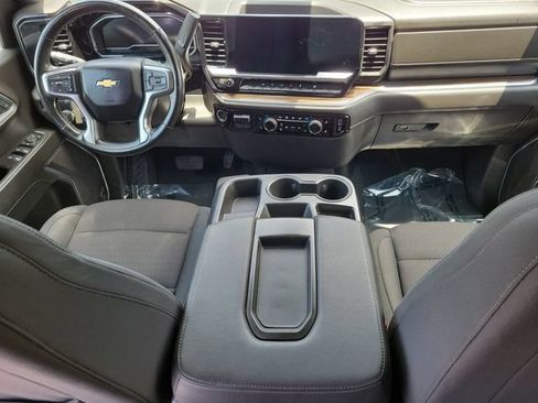 Used 2025 Chevrolet Silverado 1500 LT RWD image 12