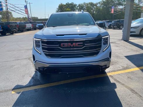 Used 2025 GMC Sierra 1500 SLT AWD/4WD image 10