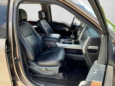 Used 2015 Ford F150 Lariat RWD image 7