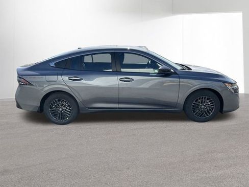 New 2026 Nissan Sentra SV w/ SV Convenience Package image 32